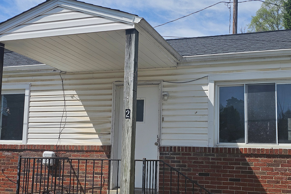 2 East Pitt St, Canonsburg, PA - Exterior